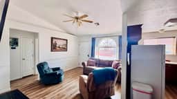 Red Glow Plateau I In Town Location I Clean & Comfortable