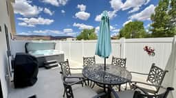 White Pocket Panorama I Private Hot Tub I Dark Sky