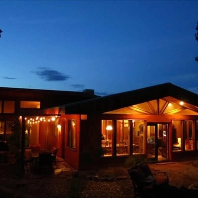 The Moab Pearl Ecolodge I Peaceful Retreat I Private Hot Tub I 360° Views!