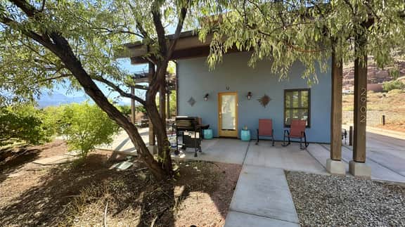 Amazing Views I 30 Day Minimum I Wonderful Indoor/Outdoor Space